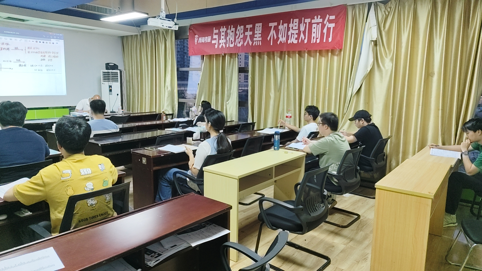 湖南二战考研避坑指南，实力表面，长沙博闻考研才是二战上岸优选