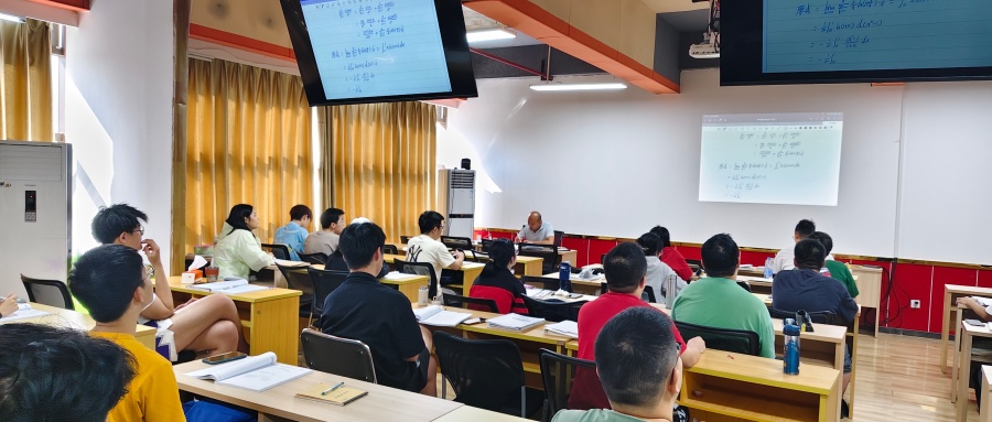 长沙考研机构怎么选？本土老牌博闻考研是优选